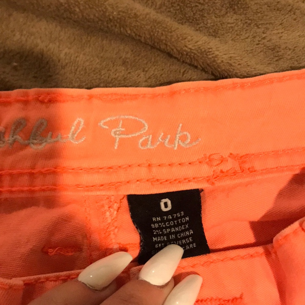 Shorts - Picture 3 of 3